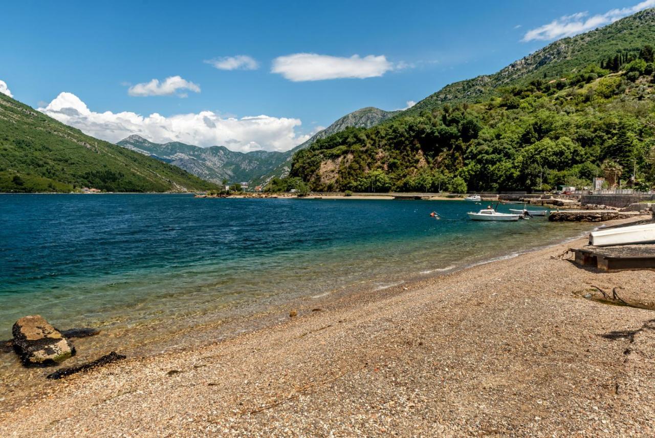 Apartments Vujicic Τίβατ Εξωτερικό φωτογραφία