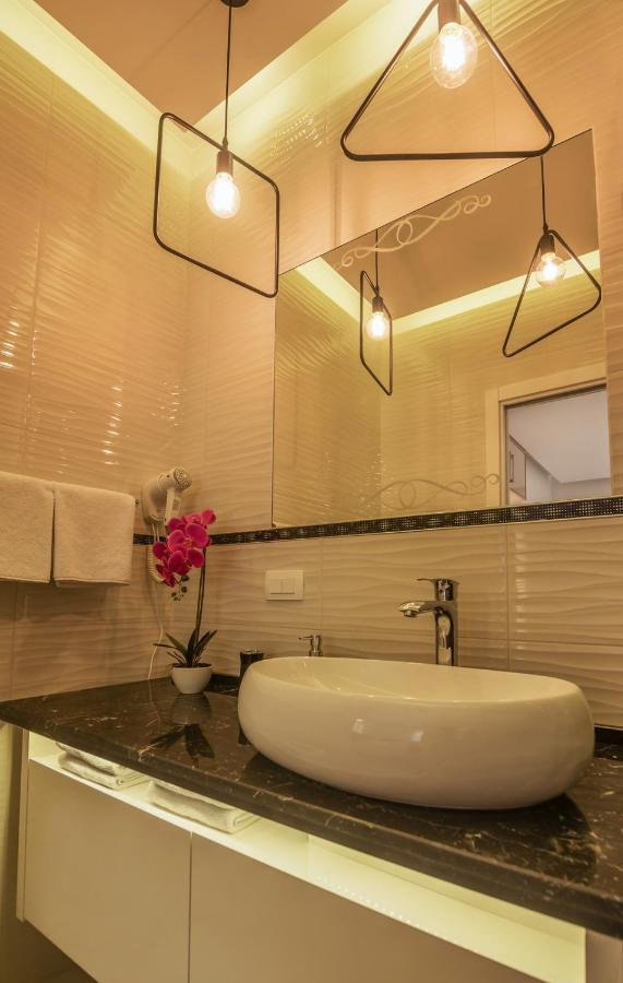 Apartments Vujicic Τίβατ Εξωτερικό φωτογραφία