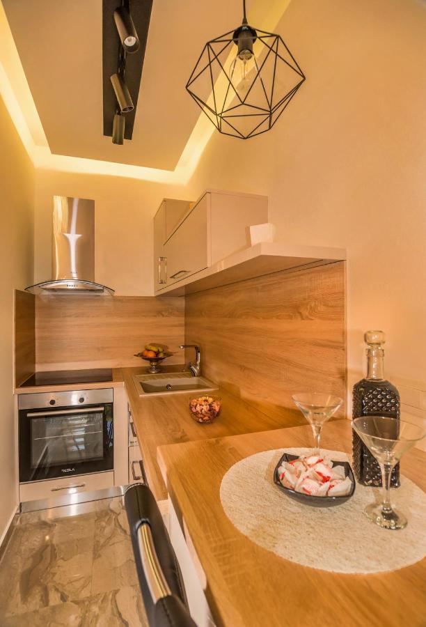 Apartments Vujicic Τίβατ Εξωτερικό φωτογραφία
