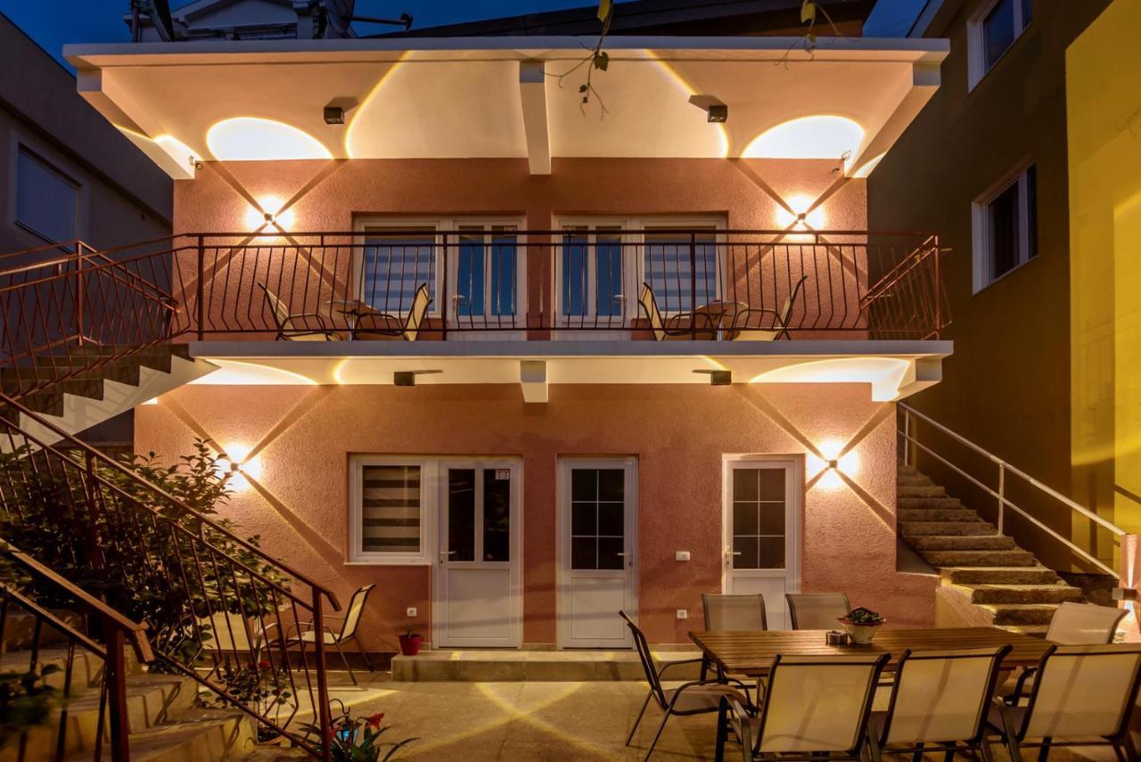 Apartments Vujicic Τίβατ Εξωτερικό φωτογραφία